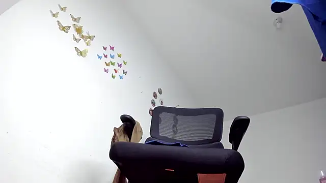 Snapshot of audrey_lawrence chatting on September 2025 10:43:01 PM audrey lawrence online show from September 2025 10:43:01 PM