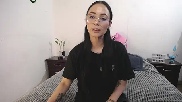 anny roberts online show from March 2025 12:08:01 AM