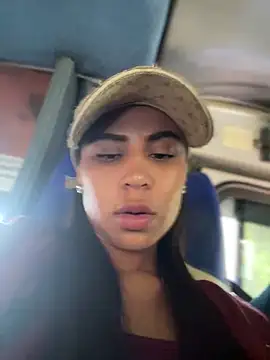 Snapshot of HaileyBaldwin chatting on January 2025 01:22:02 PM HaileyBaldwin online show from January 2025 01:22:02 PM