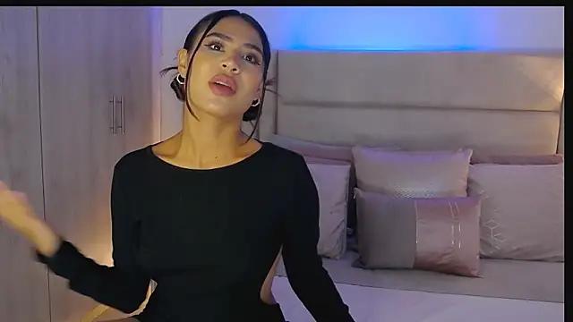 Snapshot of HaileyBaldwin chatting on February 2025 03:48:01 AM HaileyBaldwin online show from February 2025 03:48:01 AM