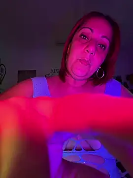 DeeLight124 online show from May 2026 04:08:01 AM