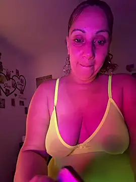DeeLight124 online show from May 2026 06:21:02 AM