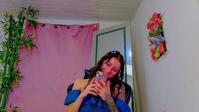 scarlet-jonesx online show from May 2026 07:45:02 PM