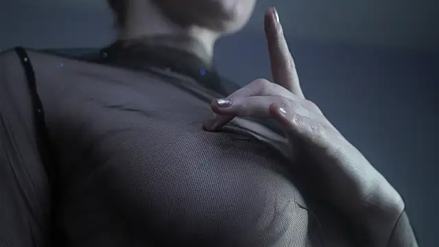 ginger hugs online show from March 2025 04:13:01 AM