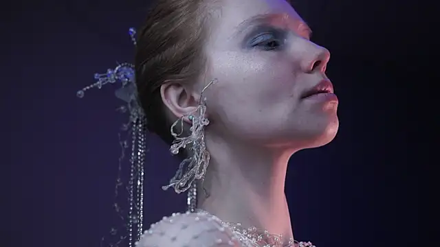 ginger hugs online show from February 2026 10:05:02 PM