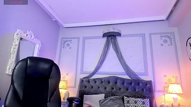 Chloe fischer  online show from January 2025 02:17:02 PM