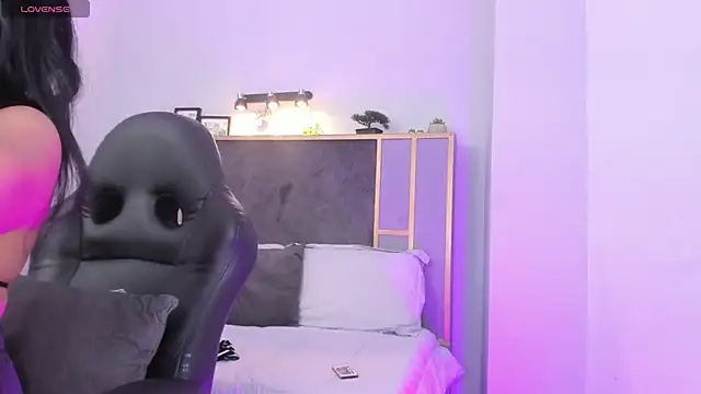 Snapshot of Chloe_fischer_ chatting on March 2026 02:45:01 PM Chloe fischer online show from March 2026 02:45:01 PM