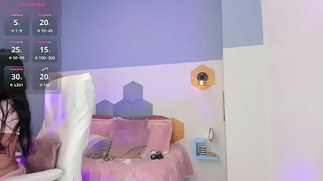 Snapshot of Chloe_fischer_ chatting on April 2026 03:17:02 PM Chloe fischer online show from April 2026 03:17:02 PM