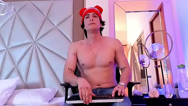 Karimferrer online show from December 2024 08:23:02 AM