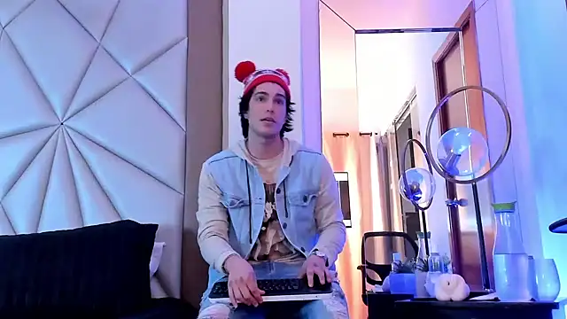 Karimferrer online show from December 2024 06:55:02 AM