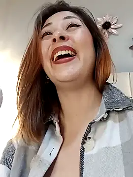 Snapshot of LisbethMoore_ chatting on January 2025 06:56:01 PM LisbethMoore online show from January 2025 06:56:01 PM