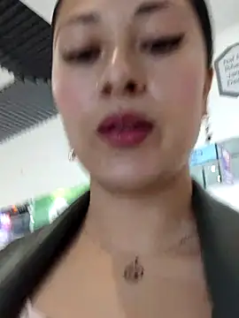 LisbethMoore  online show from April 2026 02:13:02 PM