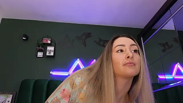 kimmie meow online show from January 2025 07:18:02 PM