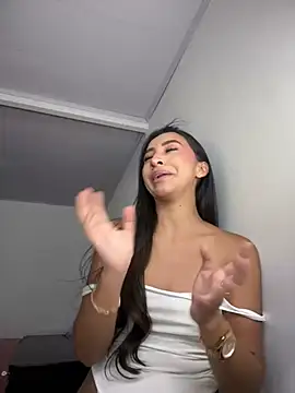 Riley  x online show from December 2024 09:33:02 AM