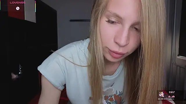 Elis Fox online show from June 2026 08:04:02 AM