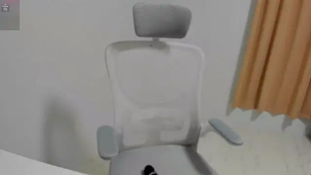 Snapshot of Cee_chalynn chatting on October 2025 12:57:02 PM Cee chalynn online show from October 2025 12:57:02 PM