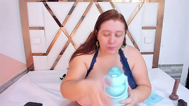 Camila Fajardo online show from October 2025 01:37:01 AM