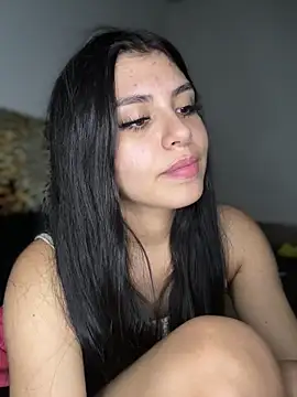 Snapshot of hurrem_18 chatting on February 2026 07:18:01 AM hurrem 18 online show from February 2026 07:18:01 AM