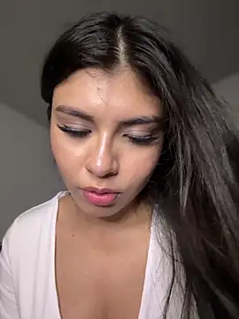 Snapshot of hurrem_18 chatting on February 2026 08:49:01 PM hurrem 18 online show from February 2026 08:49:01 PM