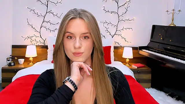 RozzitaBedberry online show from February 2025 07:14:02 PM