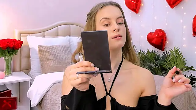 RozzitaBedberry online show from February 2025 01:06:01 PM