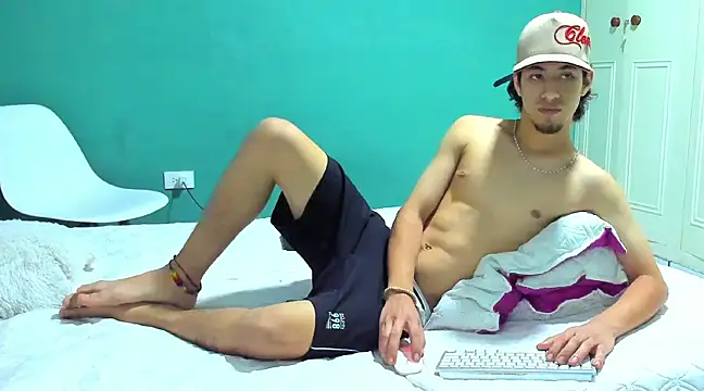 Snapshot of Chandler_ken chatting on February 2025 01:22:01 AM Chandler ken online show from February 2025 01:22:01 AM