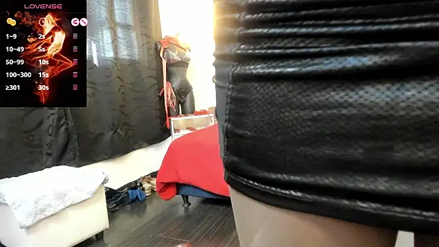 LiaTaylorr online show from January 2025 01:18:02 PM