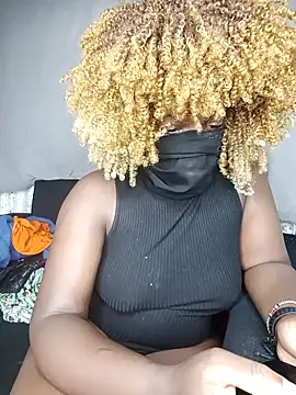 smileyboobs1 online show from November 2025 01:38:01 AM