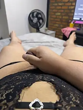 valenthottie online show from July 2026 08:24:02 PM