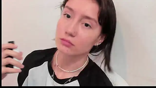 lizzy davis 1 online show from December 2024 03:47:02 AM