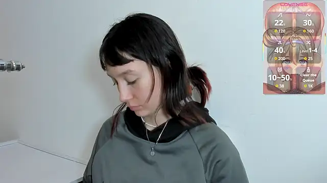 lizzy davis 1 online show from November 2025 04:00:01 AM