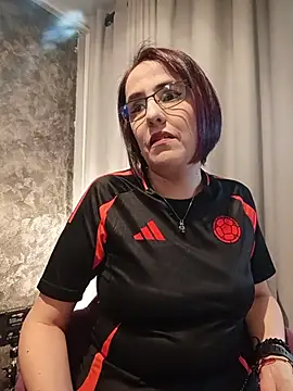 IsisBlake online show from June 2026 09:57:02 PM