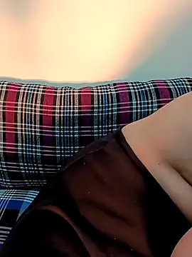 sassygirl4141 online show from January 2025 04:40:01 PM