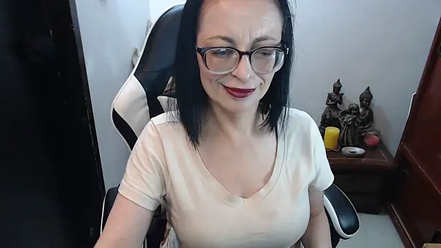 AnasstaciaEvans online show from April 2026 02:12:02 AM