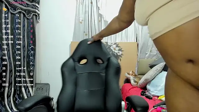 Snapshot of lilybaudyn_ chatting on February 2026 05:10:01 PM lilybaudyn online show from February 2026 05:10:01 PM