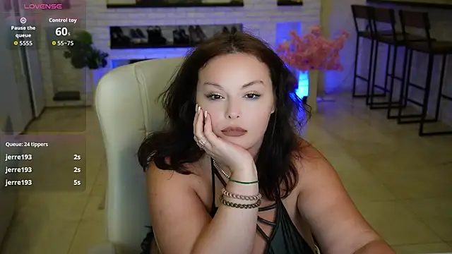 Daniela Kitty  online show from July 2026 03:54:02 PM