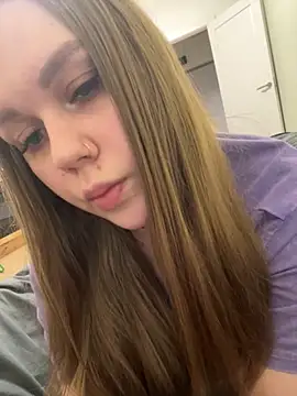 Snapshot of Marylallka5 chatting on March 2026 05:19:01 AM Marylallka5 online show from March 2026 05:19:01 AM