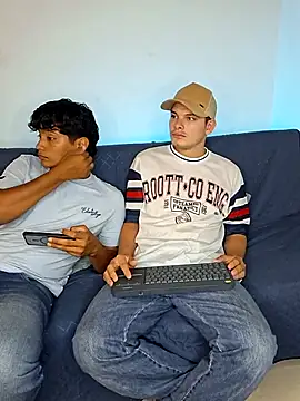  Ottis  online show from November 2025 10:03:02 PM