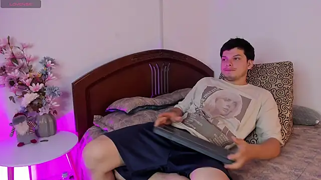  Ottis  online show from March 2026 11:01:01 PM