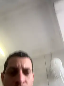 Christopherreis online show from November 2025 04:40:01 PM