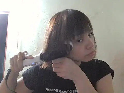 Angela-Eira online show from September 2025 10:51:01 AM