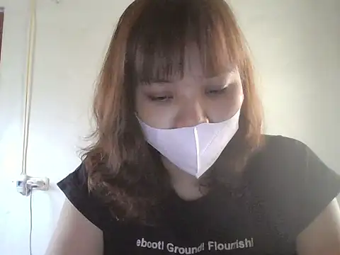 Angela-Eira online show from May 2026 01:12:01 AM