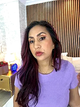 MonicaMoret online show from October 2025 12:11:01 PM