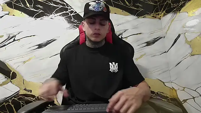 Kevin22 222 online show from January 2025 05:01:02 AM