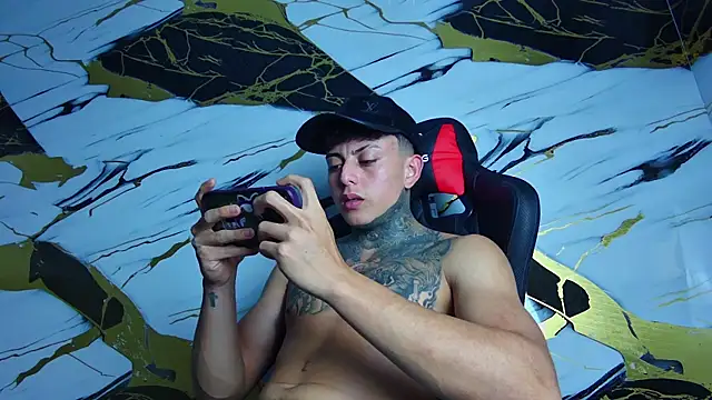 Kevin22 222 online show from January 2025 05:09:01 AM