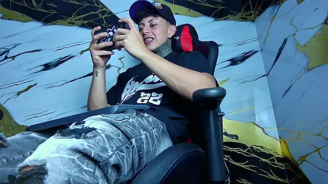 Kevin22 222 online show from February 2025 09:07:01 AM