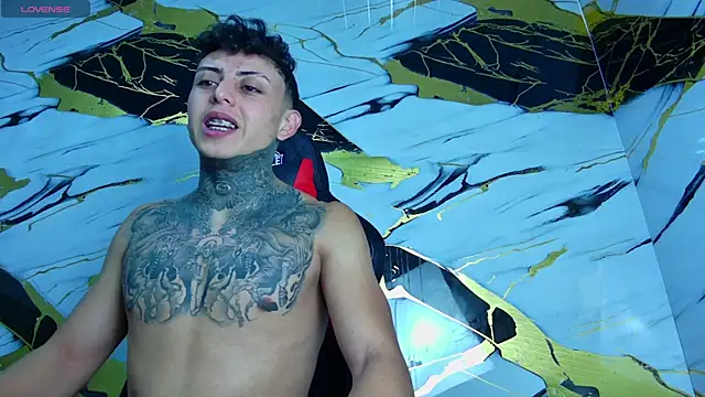 Kevin22 222 online show from March 2025 06:57:01 AM