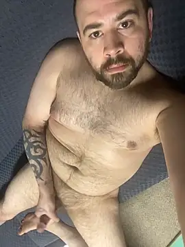 Snapshot of bighung1990 chatting on October 2025 09:59:01 AM bighung1990 online show from October 2025 09:59:01 AM