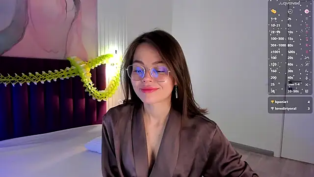 Kelly Cuutie online show from March 2026 01:51:01 AM