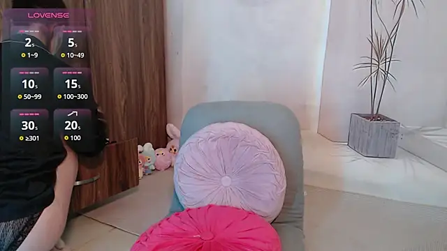 Baby Claraa online show from November 2025 06:46:02 AM